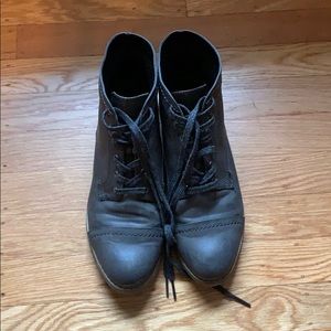 Lace-up Oxford Flat Boots, dark gray, size 8